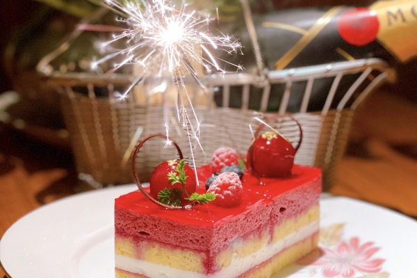 記念日ケーキ